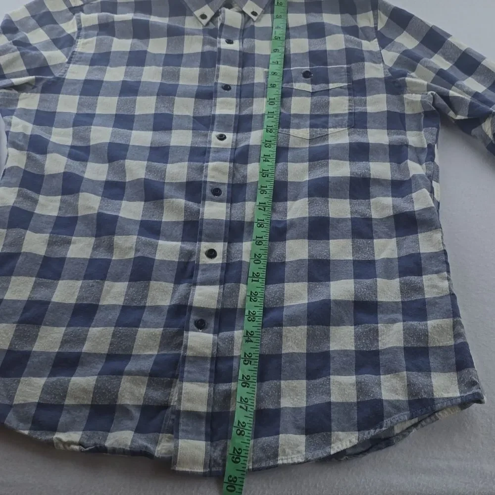 L.L.Bean Men's Comfort Stretch Chambray Shirt, Long-Sleeve Slightly Fitted Large